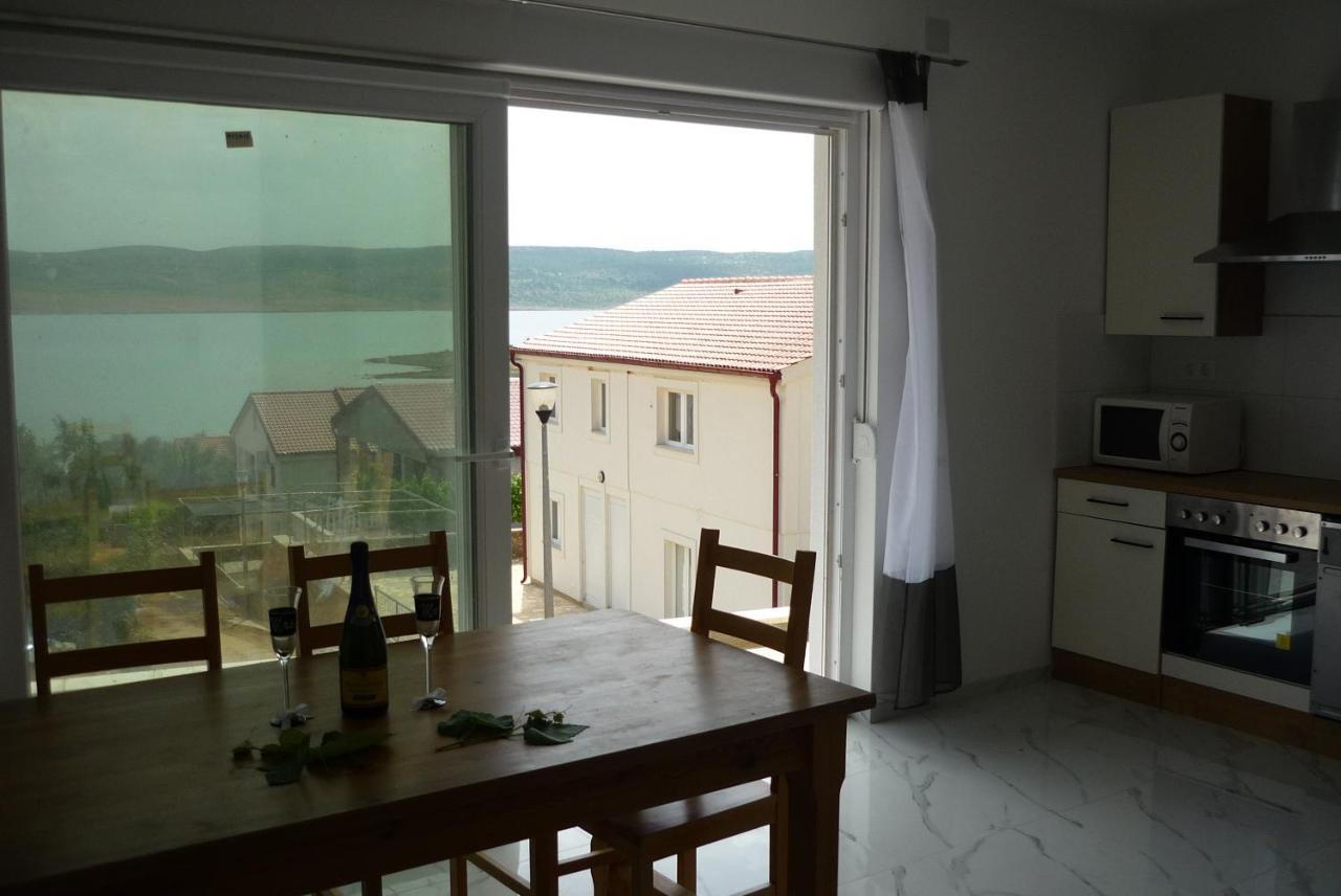 Apartment Seline 8 Nur 200 M Bis Zum Strand Exterior photo
